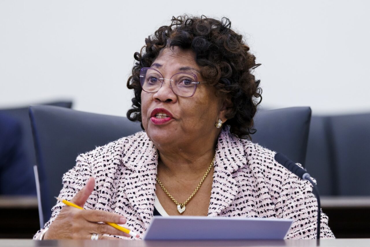 HACKLEY-LEGIS-IMAGES-1.4.23-60-Large-1280x853.jpg